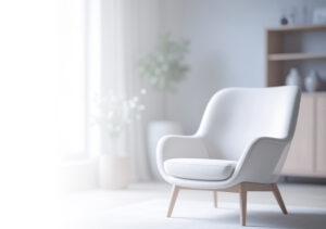 【無料素材】アームチェアと観葉植物の室内・余白あり