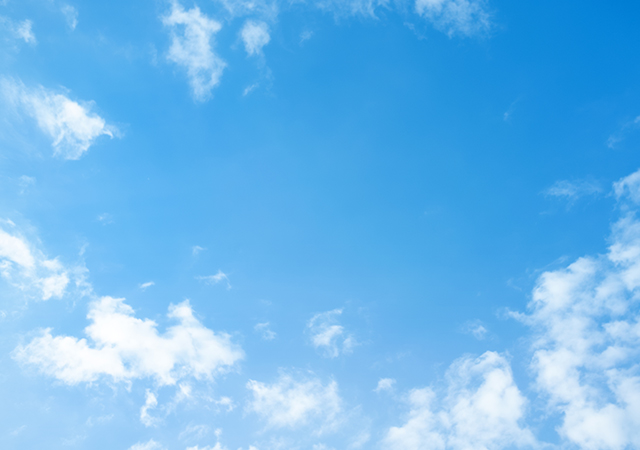 【無料素材】晴れた青空の背景写真（A4横長）