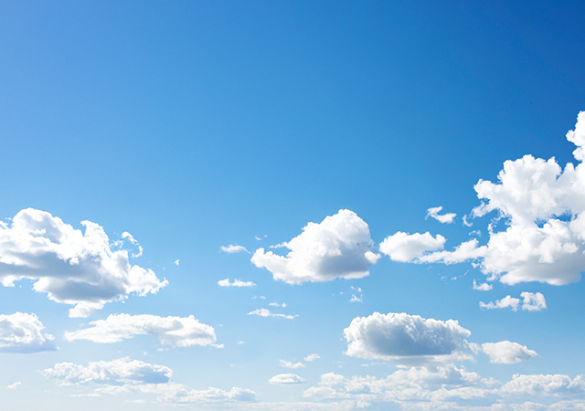 【無料素材】空と雲のシンプルな背景02
